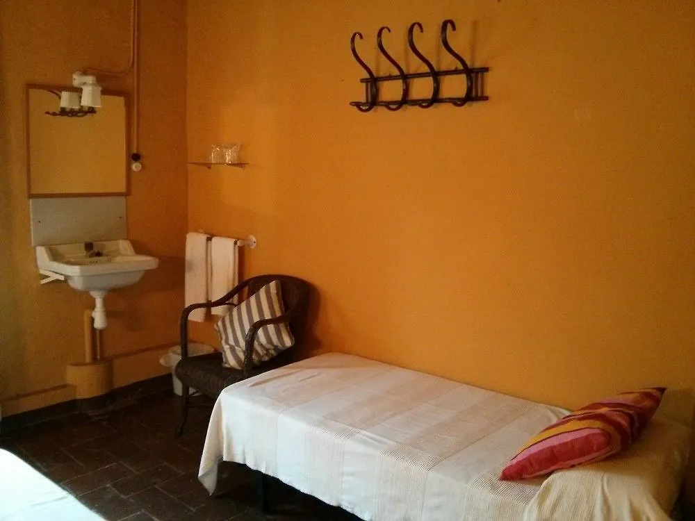 Hostal L'Estrella Palafrugell Guest house